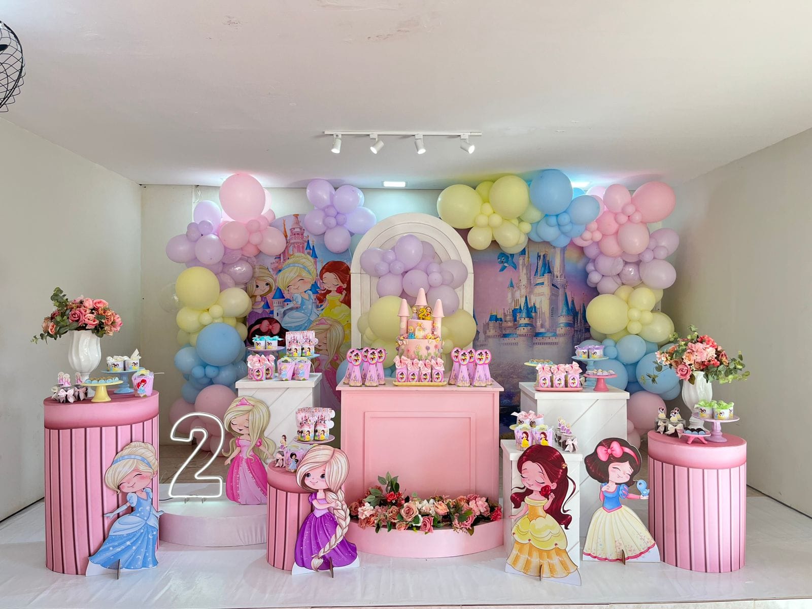 Decoração tema Princesas em tons pastel